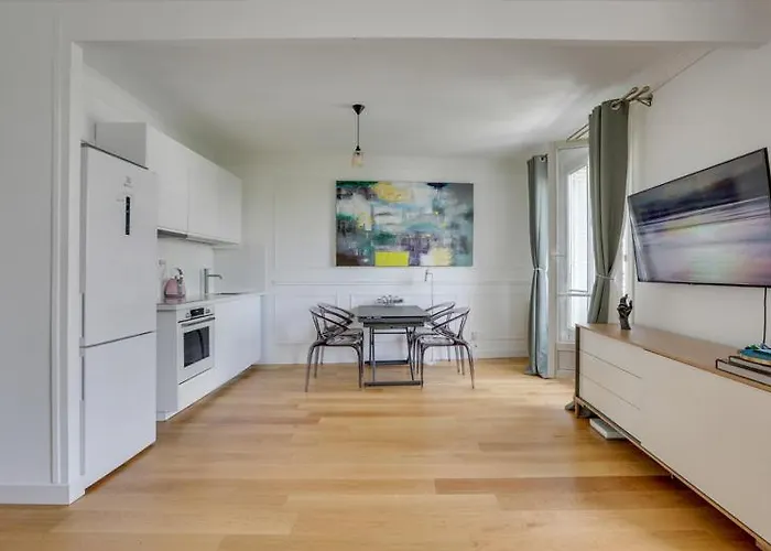 705 Suite Lecourbette - Superbe Appartement