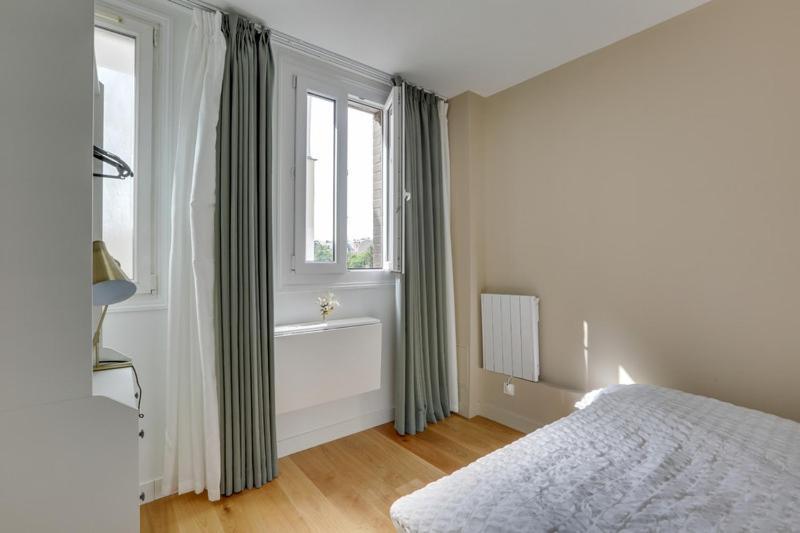 705 Lecourbette - Superbe *